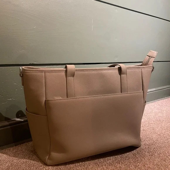 Elegant Gray Women's Tote Bag - Picture 3 of 9